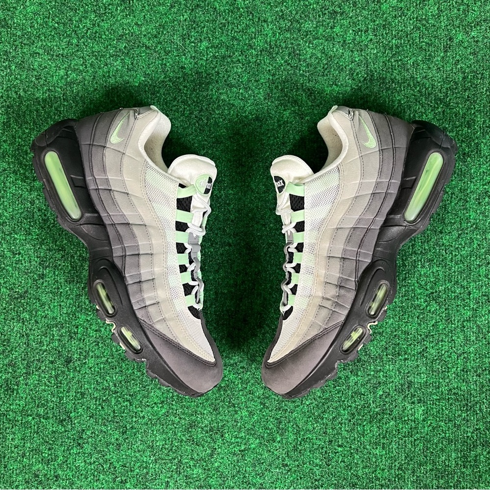 Nike Air Max 95 Fresh Mint White Granite Dust Grey Mens Size 12